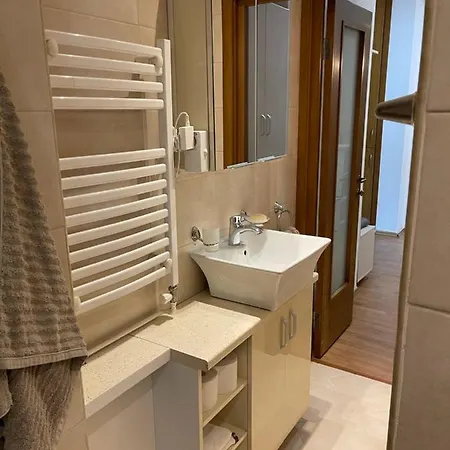 Klimt's Korner L Modern, Central, Lovely Appartement